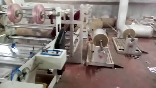 实拍小工厂制造塑料膜,主要成本都在机器上了